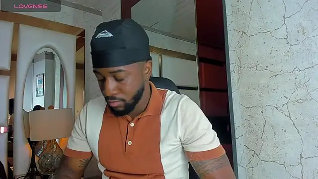 Drake Nassir4 online show from 11-17-25, 06:01