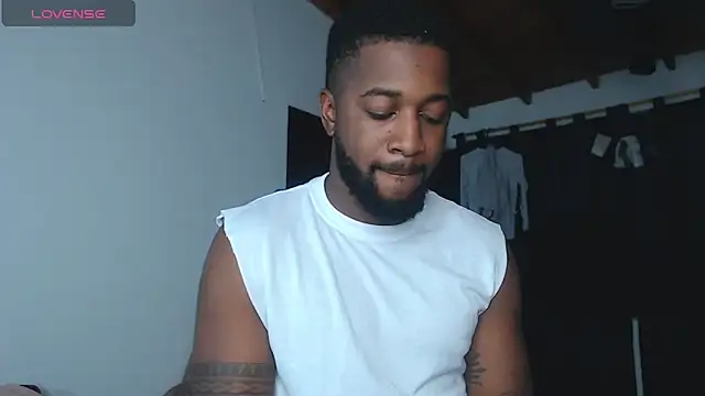 Snapshot of Drake_Nassir4 chatting on 06-07-26, 05:45 Drake Nassir4 online show from 06-07-26, 05:45