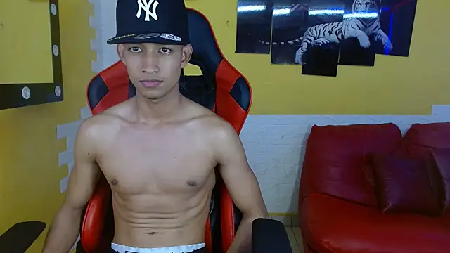 jose sexycumm online show from 03-10-25, 10:55