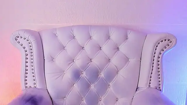 Snapshot of GabyPetit chatting on 02-16-26, 08:18 GabyPetit online show from 02-16-26, 08:18