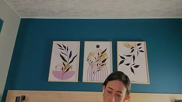 GabyPetit online show from 11-04-25, 07:50