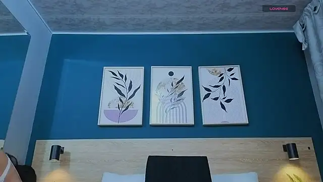 GabyPetit online show from 09-11-25, 08:20