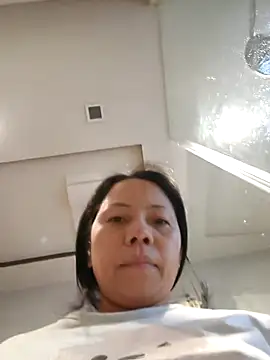 doggiepossession online show from 11-05-25, 06:38