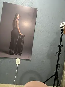 Elamesmamorena online show from 05-18-26, 10:14
