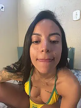 Snapshot of Elamesmamorena chatting on 06-17-26, 12:48 Elamesmamorena online show from 06-17-26, 12:48