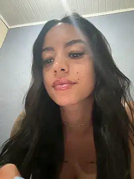 Elamesmamorena online show from 04-22-26, 10:38