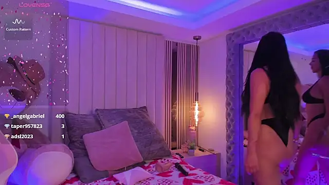 Emilyymilleer  online show from 03-21-25, 06:51