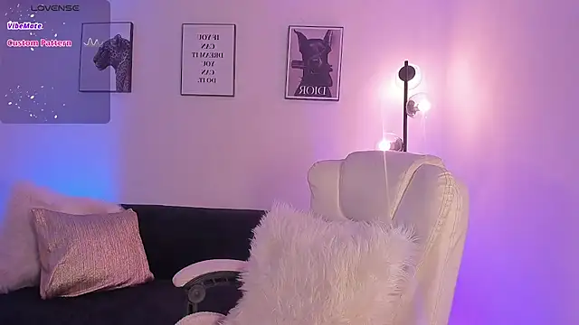 Emilyymilleer  online show from 06-07-26, 05:07