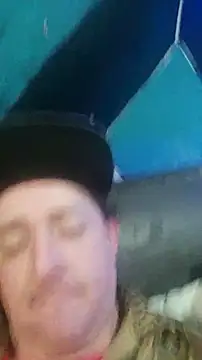 Boo-boo kittyfux online show from 12-23-25, 04:01