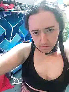 Boo-boo kittyfux online show from 10-28-25, 04:39