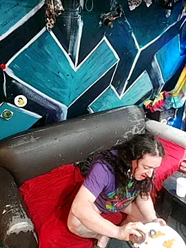 Snapshot of Boo-boo_kittyfux chatting on 10-20-25, 10:21 Boo-boo kittyfux online show from 10-20-25, 10:21