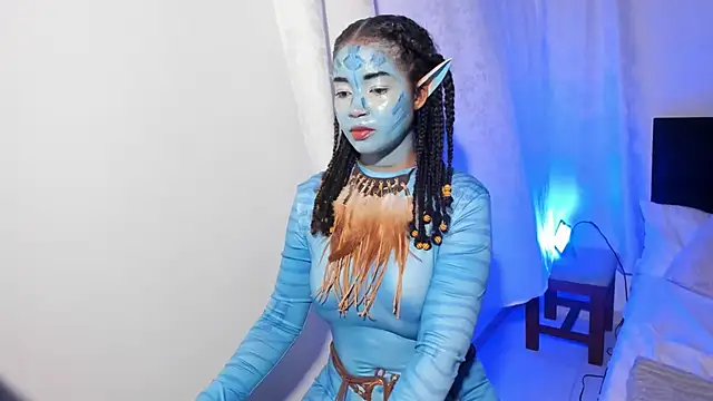 Maria juliana online show from 10-31-25, 04:42