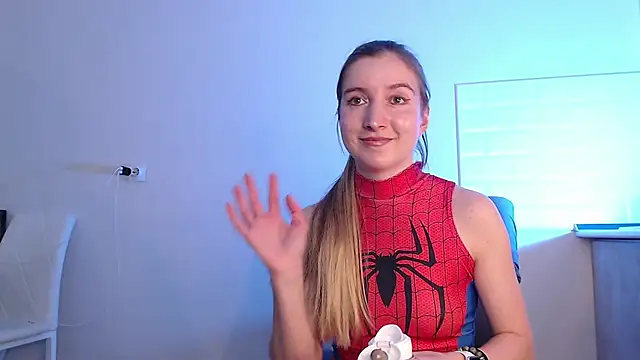 Eva Hailey  online show from 05-16-26, 04:44