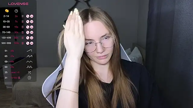 littlevildevil online show from 02-03-26, 10:53