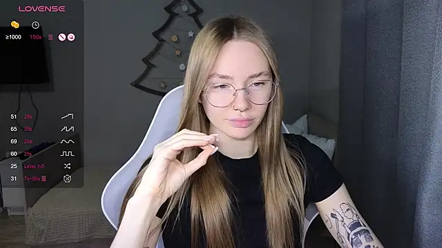 littlevildevil online show from 01-09-26, 09:49