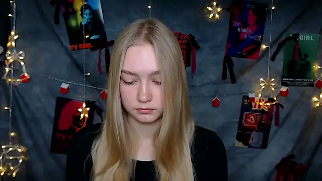 MademoiselleCl online show from 12-18-25, 06:18