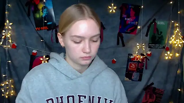 MademoiselleCl online show from 12-16-25, 07:23