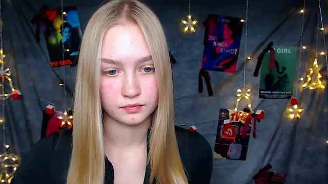 MademoiselleCl online show from 12-13-25, 08:04