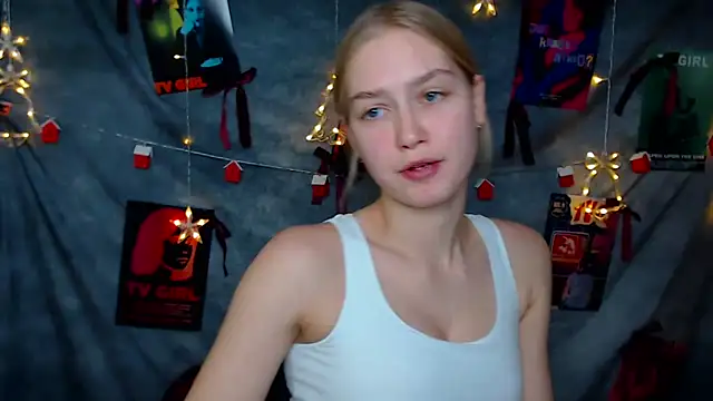 MademoiselleCl online show from 12-19-25, 01:35