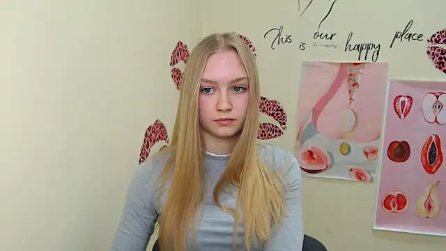 Snapshot of MademoiselleCl chatting on 03-02-25, 10:16 MademoiselleCl online show from 03-02-25, 10:16