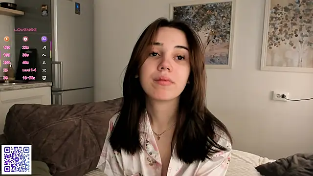 Snapshot of GillianDowdey chatting on 03-13-25, 01:43 GillianDowdey online show from 03-13-25, 01:43