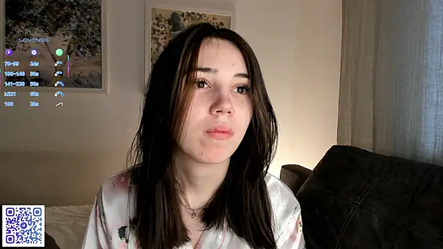 Snapshot of GillianDowdey chatting on 03-15-25, 01:19 GillianDowdey online show from 03-15-25, 01:19