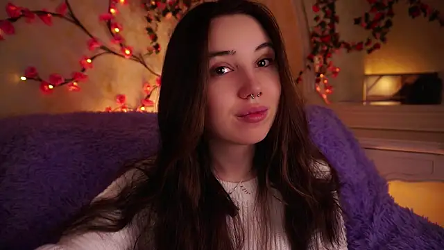 GillianDowdey online show from 12-05-25, 03:05