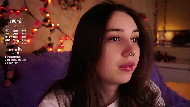 GillianDowdey online show from 12-23-25, 01:38