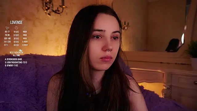 GillianDowdey online show from 10-29-25, 03:16