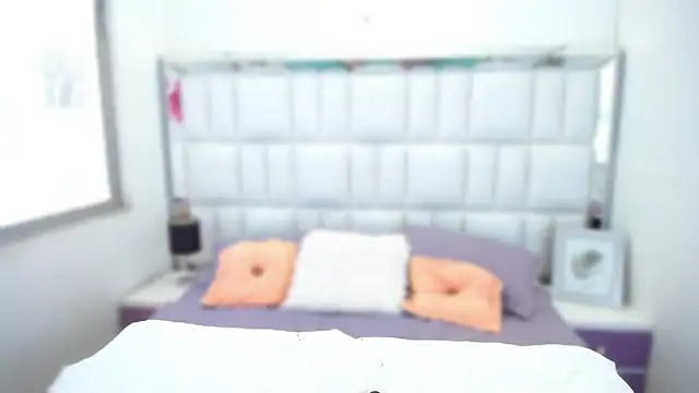 anna alvarez online show from 11-11-25, 11:49