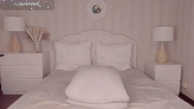 Nicky Stone online show from 02-21-25, 09:56