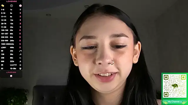 AislyEmbury online show from 11-14-25, 04:49