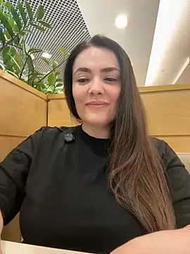 Sophie Eaton online show from 11-14-25, 08:34