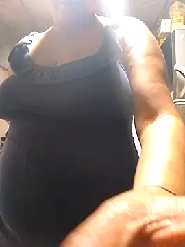 lupita 2023 online show from 09-19-25, 12:58