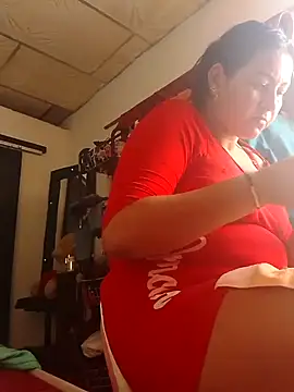 lupita 2023 online show from 12-30-24, 09:40