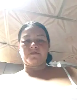 lupita 2023 online show from 09-25-25, 03:07