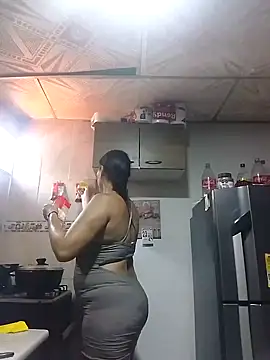 lupita 2023 online show from 02-13-25, 06:05