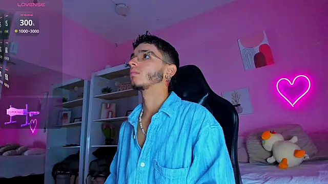 Ian Castillo  online show from 03-17-25, 11:21