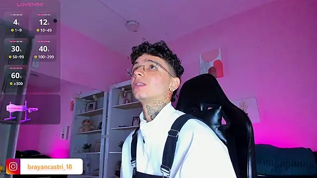 Ian Castillo  online show from 12-19-25, 11:23