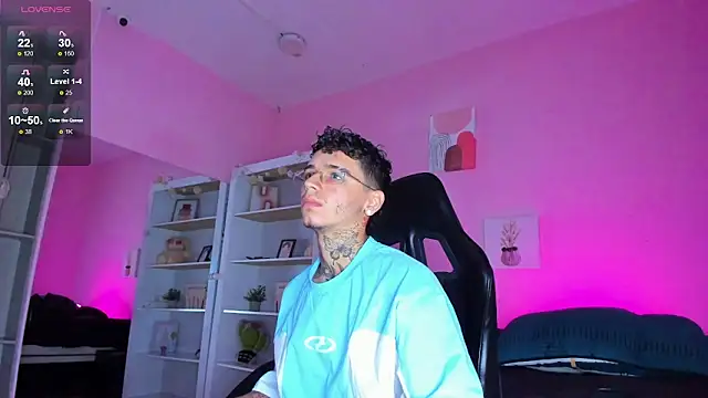 Ian Castillo  online show from 11-11-25, 11:16