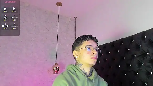 Ian Castillo  online show from 10-02-25, 11:13