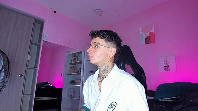 Ian Castillo  online show from 11-05-25, 11:13