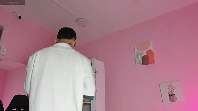 Ian Castillo  online show from 09-26-25, 11:17