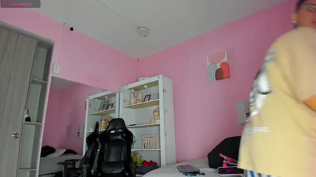 Ian Castillo  online show from 09-12-25, 11:10