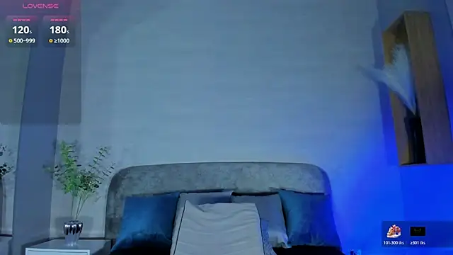 Snapshot of Ian_Castillo_ chatting on 07-15-26, 11:17 Ian Castillo online show from 07-15-26, 11:17