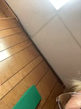 Snapshot of Tonybaloney1972 chatting on 02-10-25, 11:34 Tonybaloney1972 online show from 02-10-25, 11:34