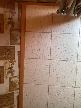 Snapshot of Tonybaloney1972 chatting on 10-06-25, 02:18 Tonybaloney1972 online show from 10-06-25, 02:18