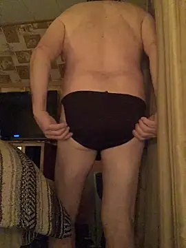 Snapshot of Tonybaloney1972 chatting on 01-25-25, 02:37 Tonybaloney1972 online show from 01-25-25, 02:37