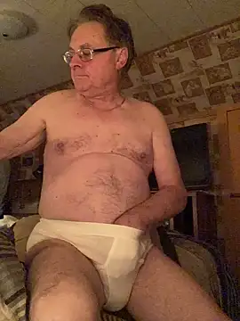 Snapshot of Tonybaloney1972 chatting on 12-14-24, 04:12 Tonybaloney1972 online show from 12-14-24, 04:12