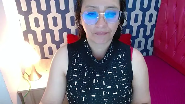 sarax ximena online show from 10-31-25, 04:58